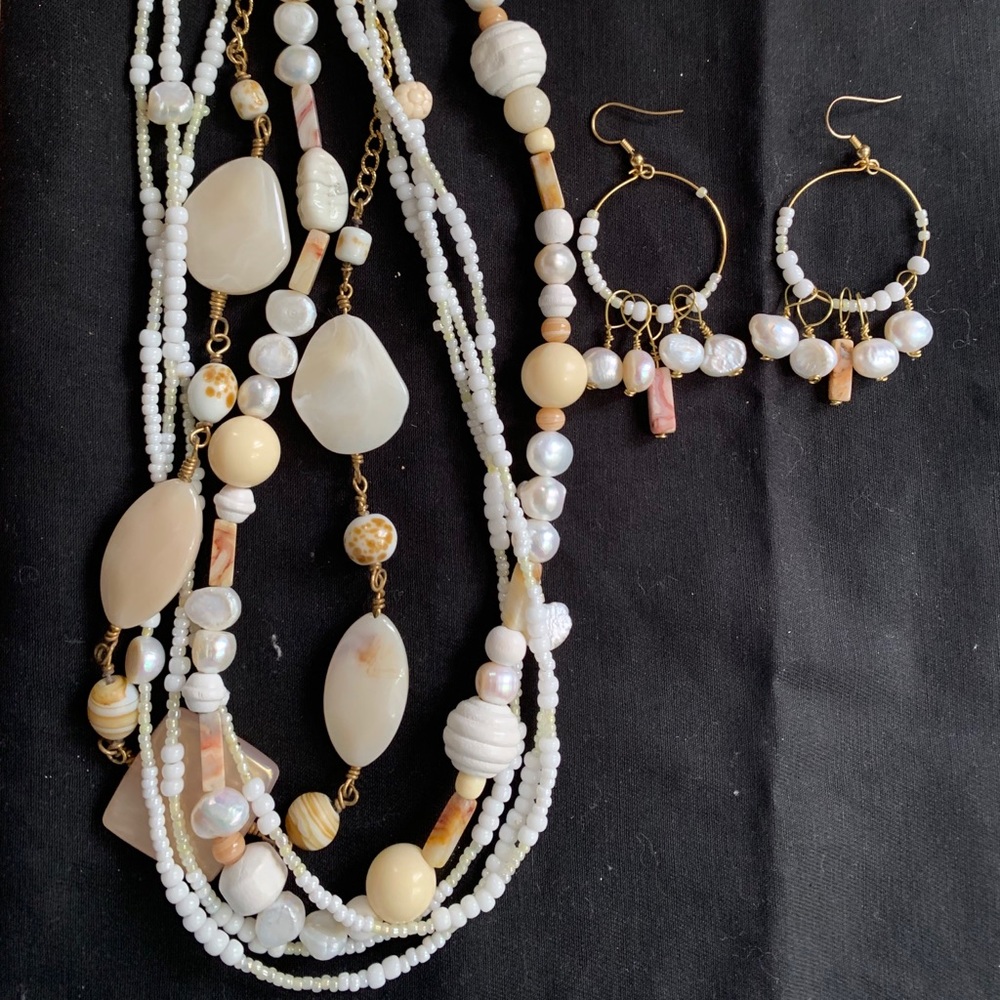 Handmade necklace and earring bundle new / unworn